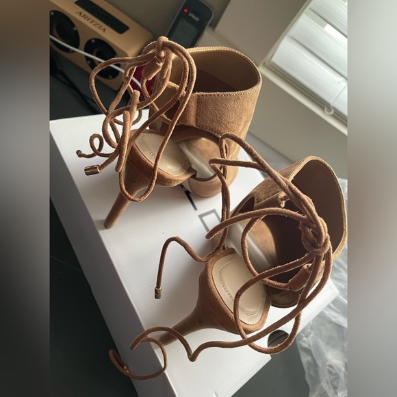 ALDO Booties with ankle tie - Picture 5 of 9